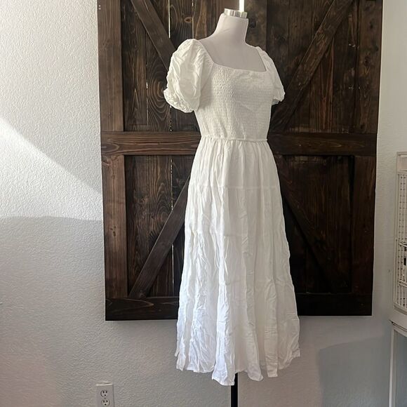 Zesica Square Neck Short Puff Sleeve Smocked Flowy A-line Tiered Midi Dress - Picture 7 of 13